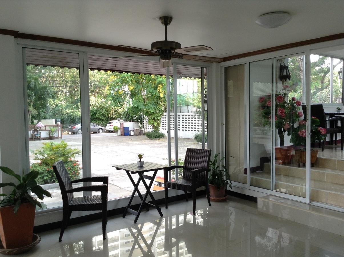 Jomtien Cozy Inn Pattaja Kültér fotó